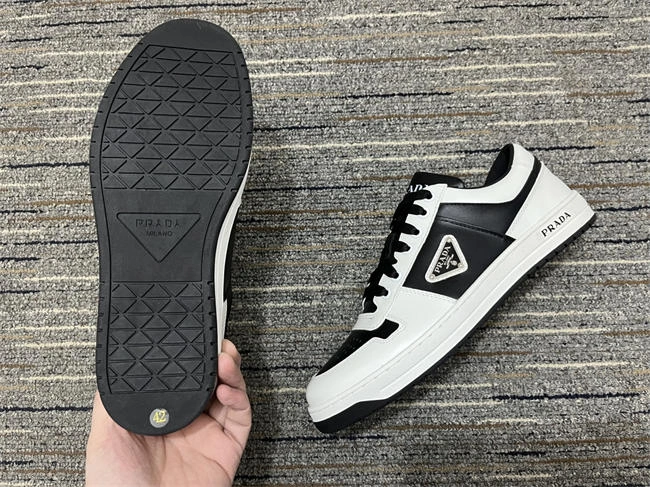 Prada Leather Sneaker Fashionable 3307