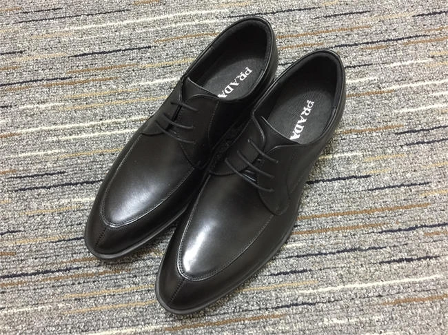 Durable Prada Loafer 3328