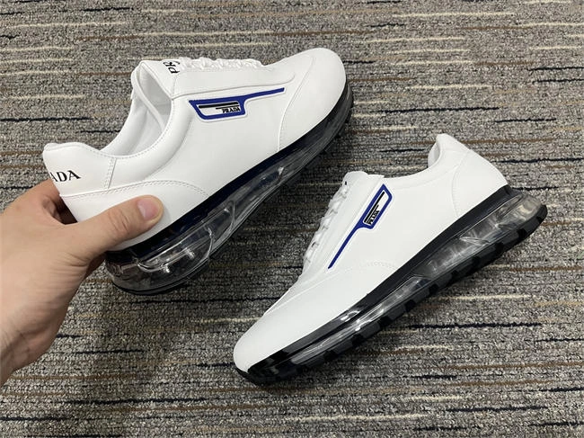 Seasonal Prada Sneaker 3390