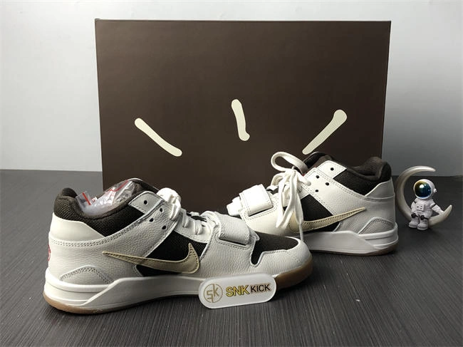 Travis Scott x Jordan Cut The Check   P Breathable 3578